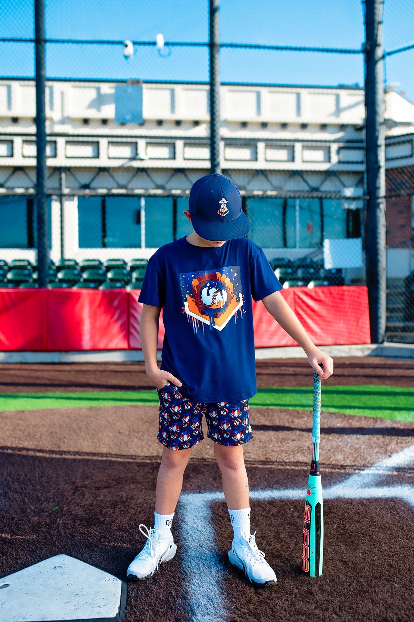 DIAMOND DAYS GRAPHIC TEE SHIRT - Mav Wear