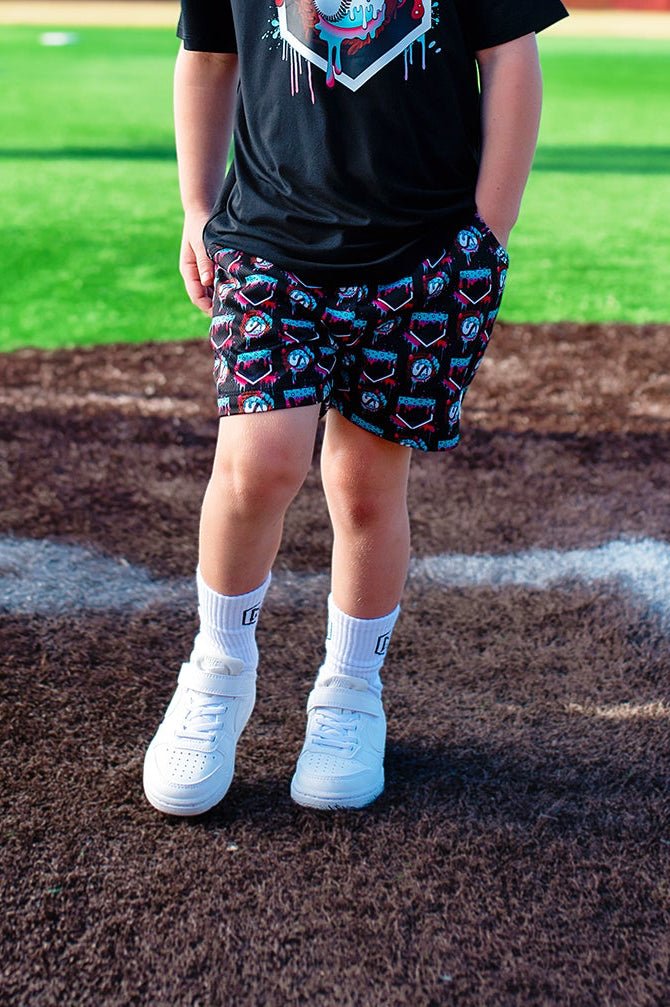 BLACKOUT BASES SHORTS - Mav Wear