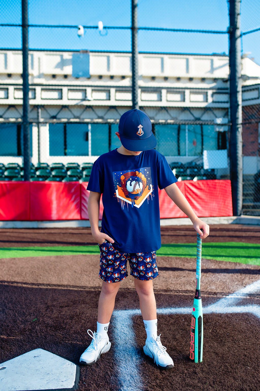 DIAMOND DAYS GRAPHIC TEE SHIRT