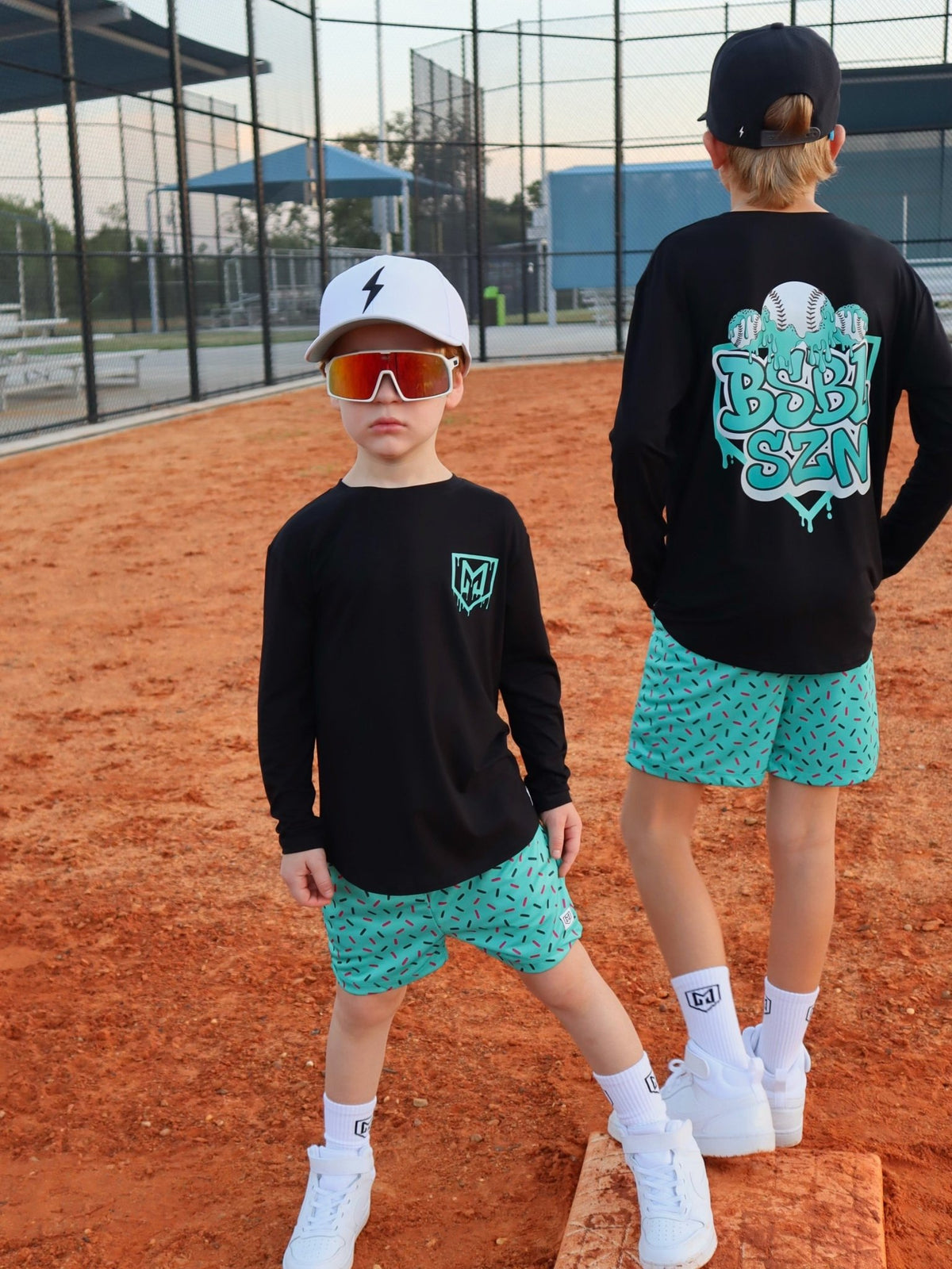TOP IT OFF TEAL LONG SLEEVE FRONT & BACK GRAPHIC TEE SHIRT (SIGNATURE BLEND) - Mav Wear